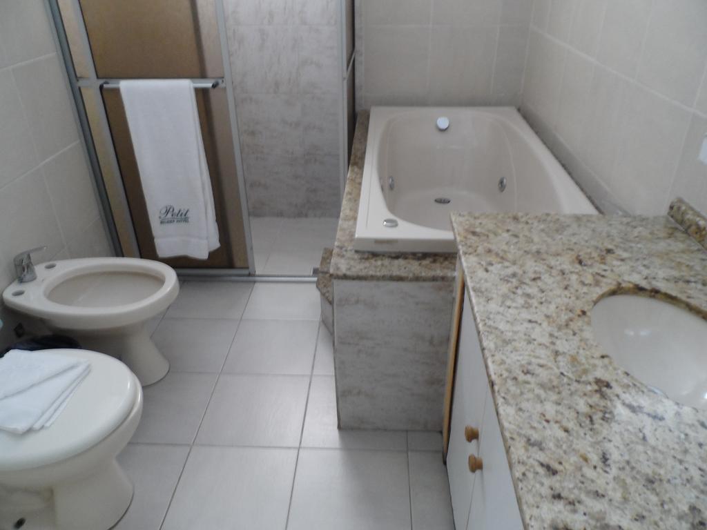 Petit Rivera Hotel Екстер'єр фото